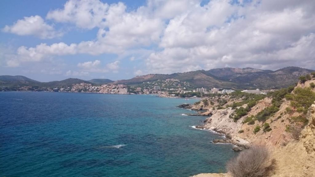Blick auf Paguera und Cala Fornells