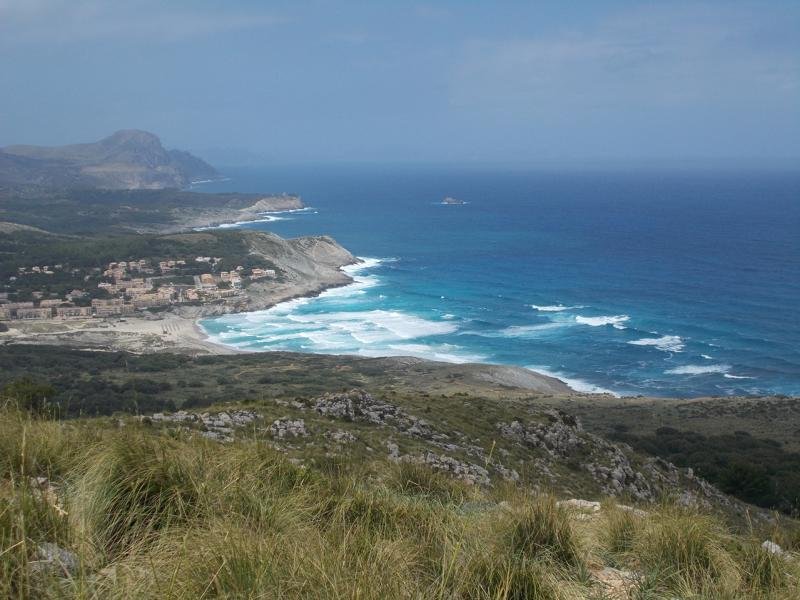 Blick auf die Bucht von Cala Mesquida