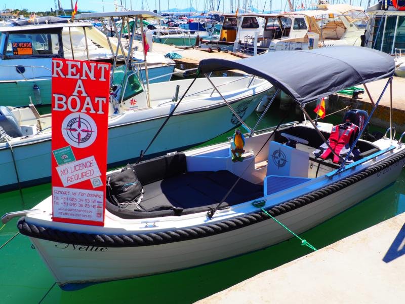 Ein Boot von Questheroes mieten
