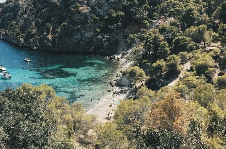 Cala Blanca